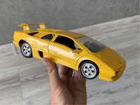 Продам модель Lamborghini Diablo 1/18 Burago