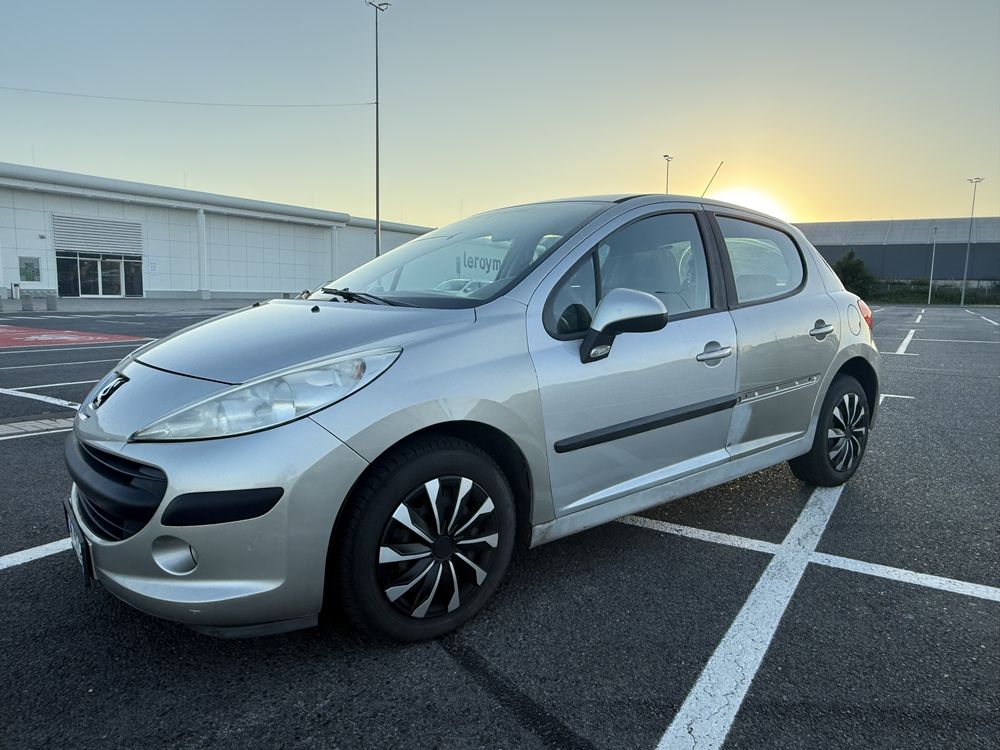 Sprzedam Peugeot 207 Trendy