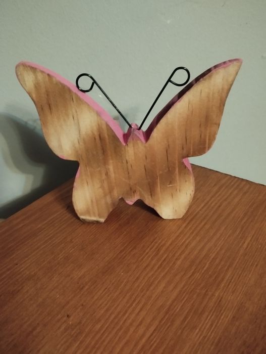 Motyl  drewniany