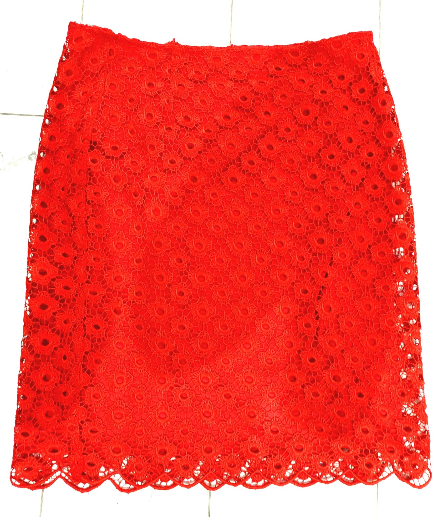 S. Oliver  czerwona  koronkowa  spódnica  roz. M/L