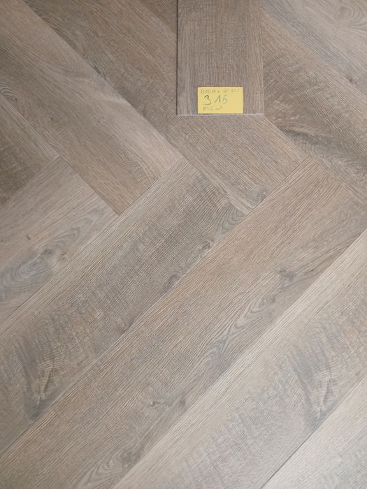 Panele winylowe na klej