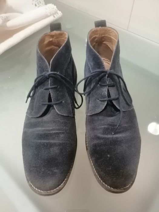 Botas azuis pele, como novas.
