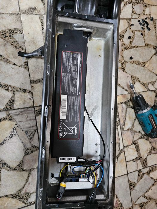 Naprawa Hulajnug i Skuteròw  Elektrycznych
