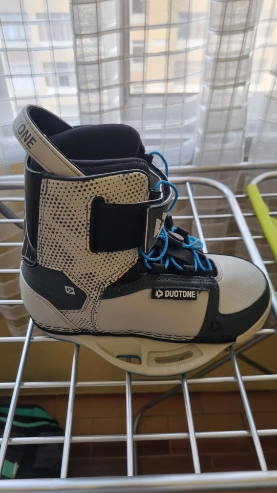 Vendo botas Duotone tamanho 39-41