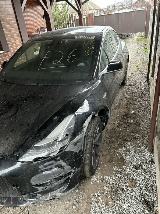 Тесла Модель 3 2019г