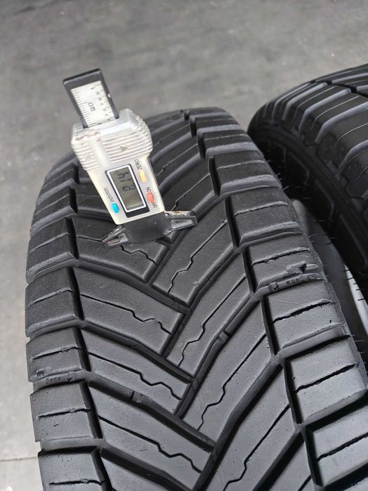 R16 215 65C всесезонні шини на бус Michelin Agilis CrossClimate 24р