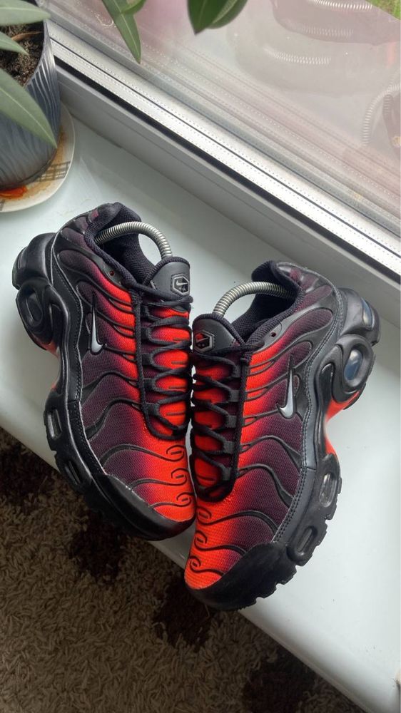 Кросівки Nike Air Max Tn Plus Track Red