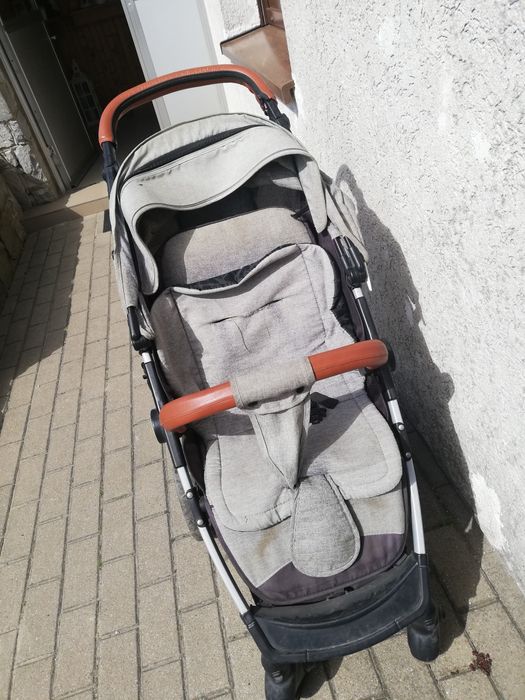Wózek spacerowy dla dziecka