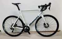 Спортивний карбоновий шосейний велосипед Bianchi Aria