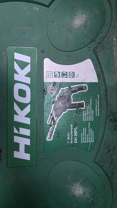 Młot udarowy Hikoki 830 w.