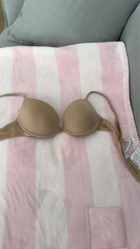 Бюст intimissimi оригінал