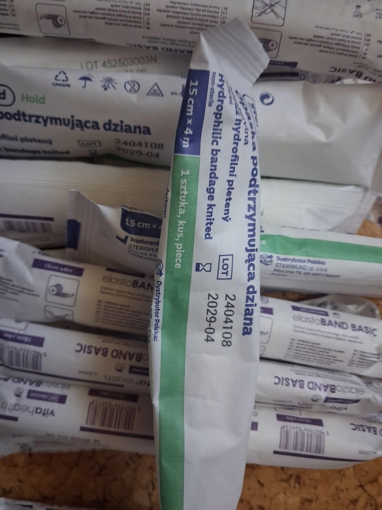 Środki opatrunkowe
