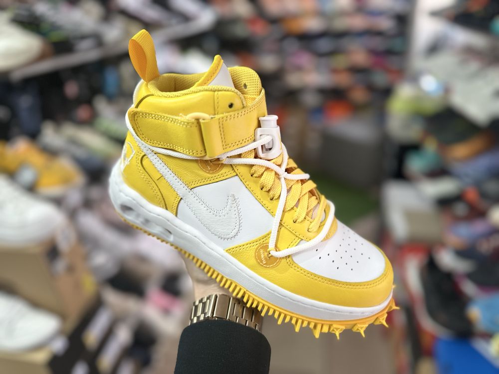 Кросівки Nike Air Force  1 mid SP c Off white Yellow ( РОЗМІР 38,5 )