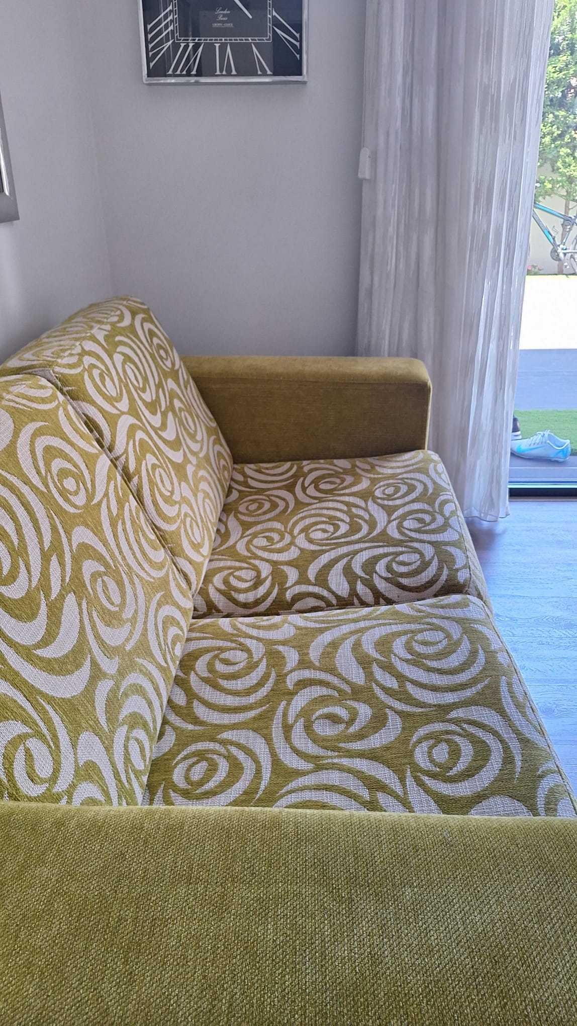 Sofá-cama 2 lugares casal em tecido com colchão incluído