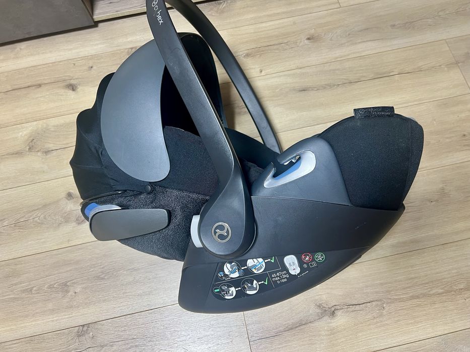 Cybex cloud Z i - Size Plus/Deep Black Black