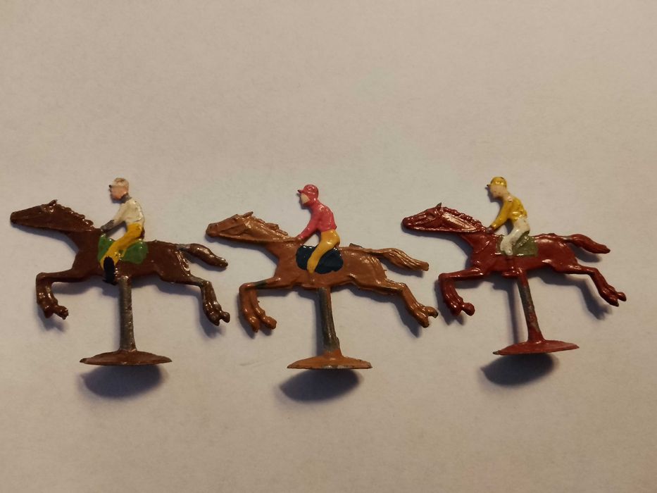 star zabawka figurki dżokeje konie, 3 sztuki prawdopodobnie lata 30