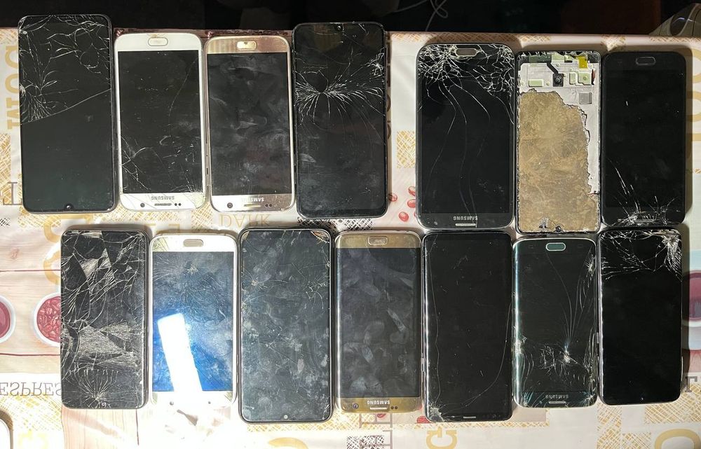 Продам лот Samsung ціна за всі
