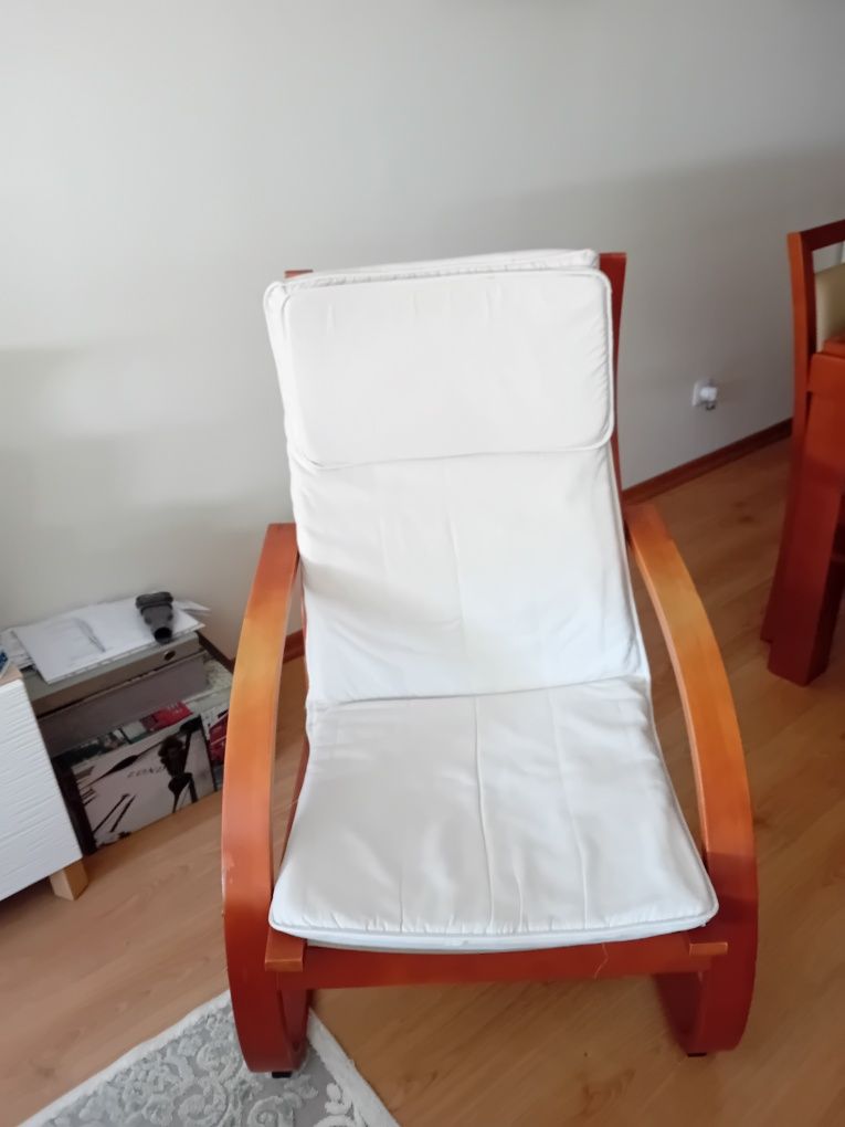 2 Cadeiroes usados