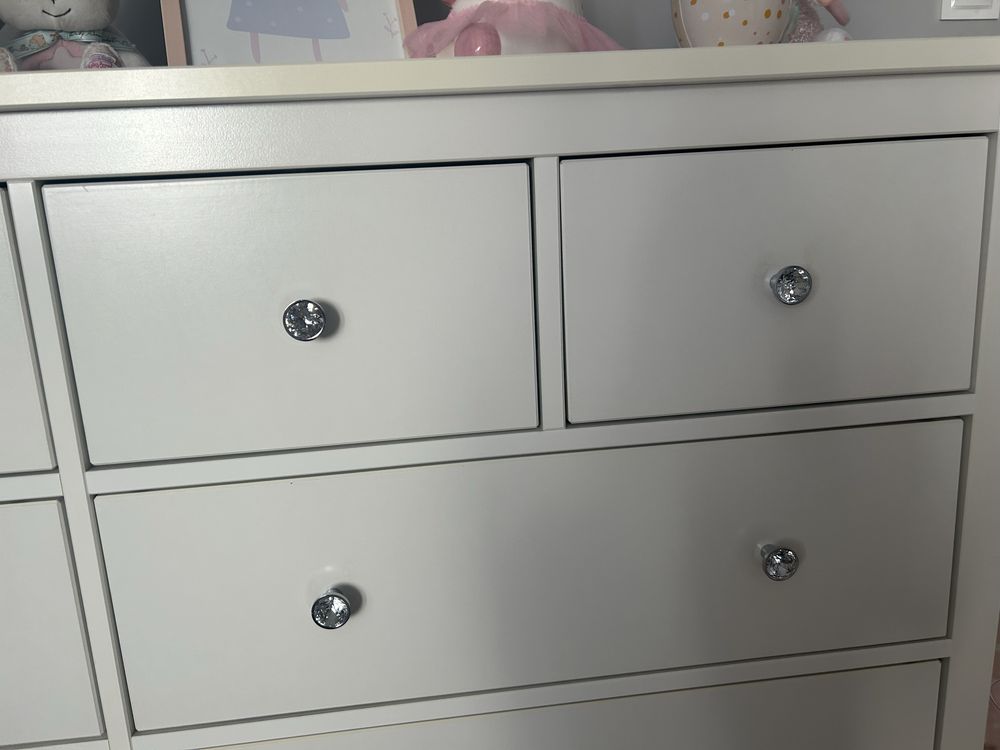 Komoda Ikea Hemnes 8 szuflad biala 160 x 96 cm