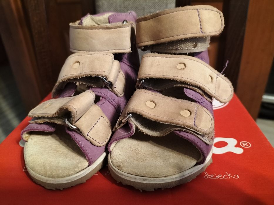Sprzedam sandałki