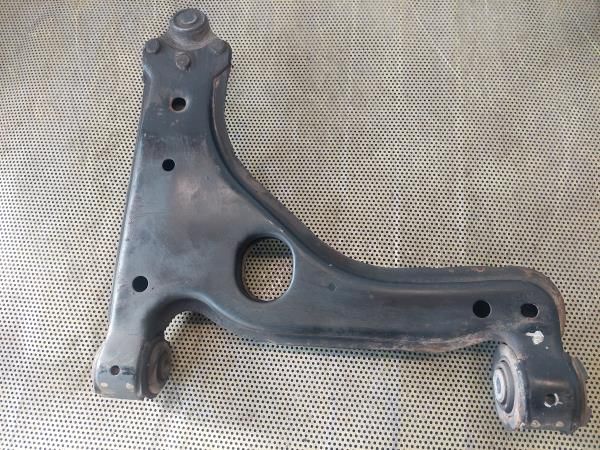 Braço de suspensão frente esquerdo OPEL Astra G Hatchback (F48_, F08_)