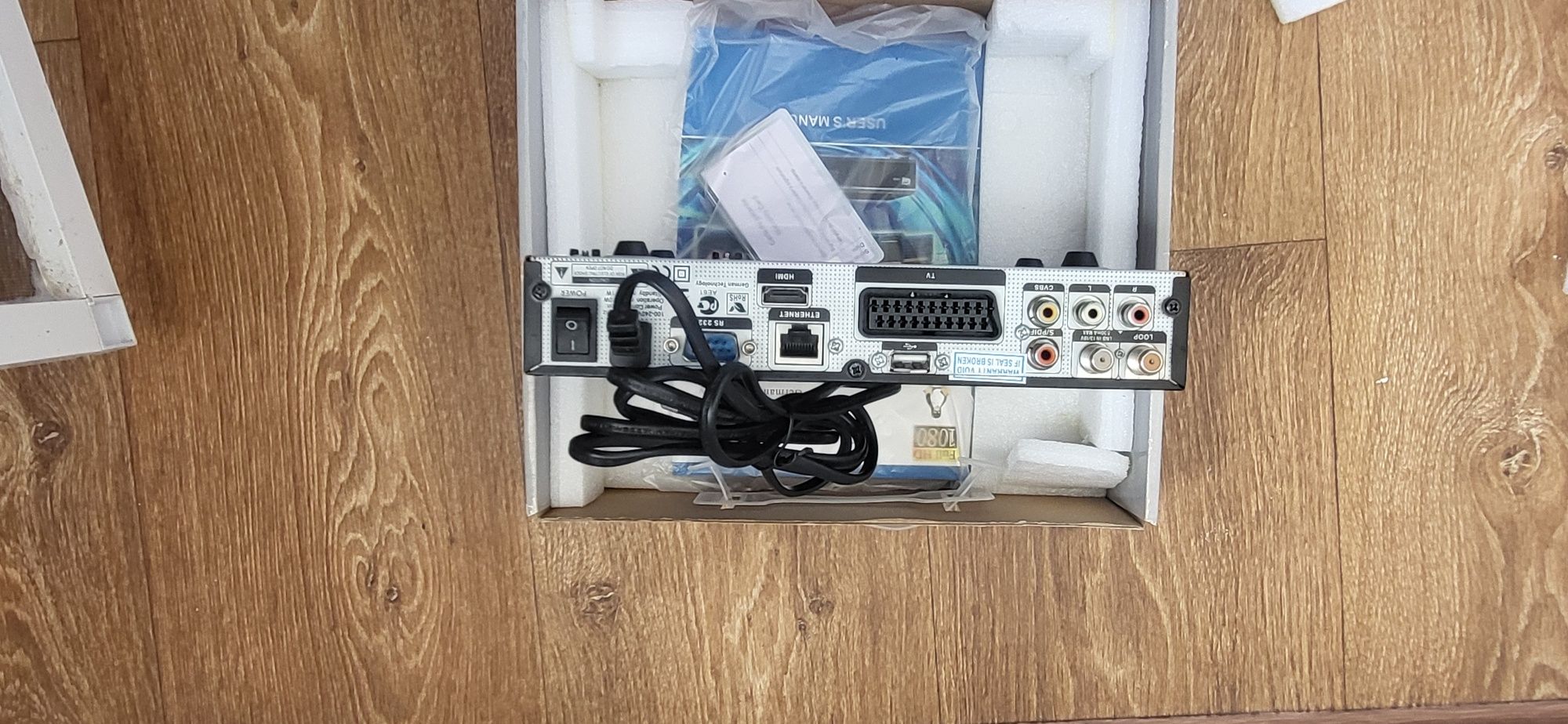 GI S8120 спутниковый тюнер