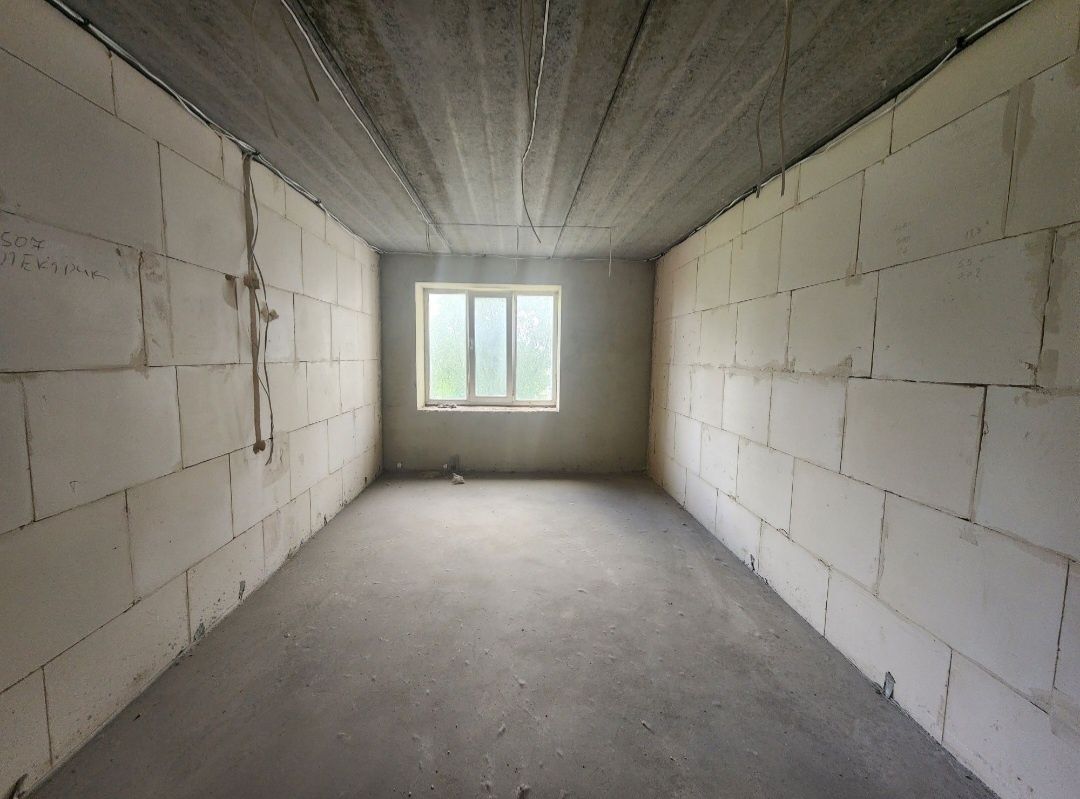 Продам 3 кімнатну, зданий будинок 6 поверх 92 м2