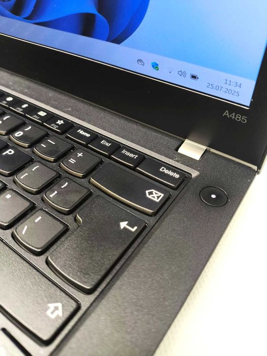 Laptop LENOVO 14" AMD Ryzen 5 PRO 16GB 256GB SSD FHD Win11 PRO FV23%