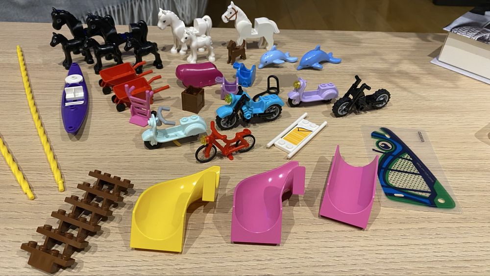 Lego Friends konie rowery skutery itd