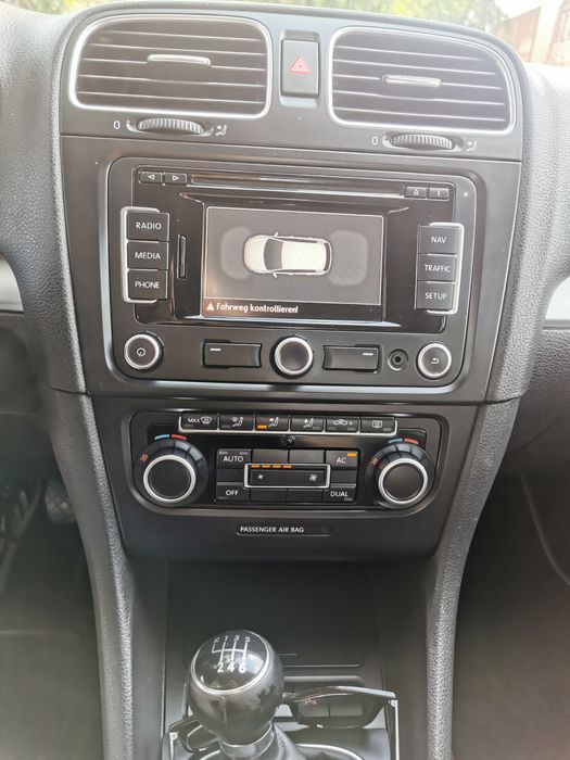 Volkswagen Golf VI