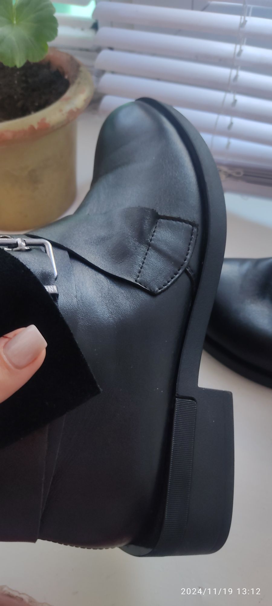 Продам женские полусапожки