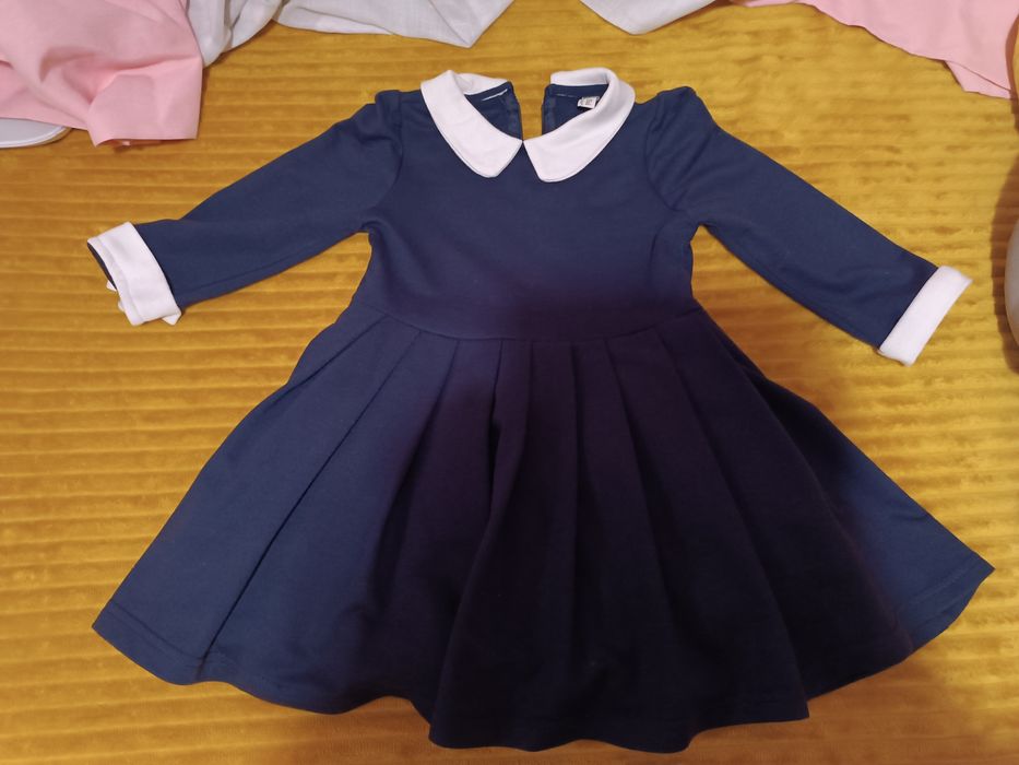 Vestido azul muito bonito para 5/6 anos