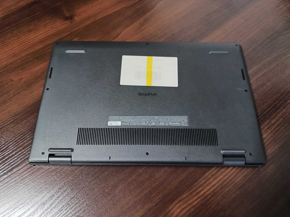 DELL Inspiron 15 3511 Intel i5 2.40GHz 8GB SSD M.2 512GB Win 11 Home