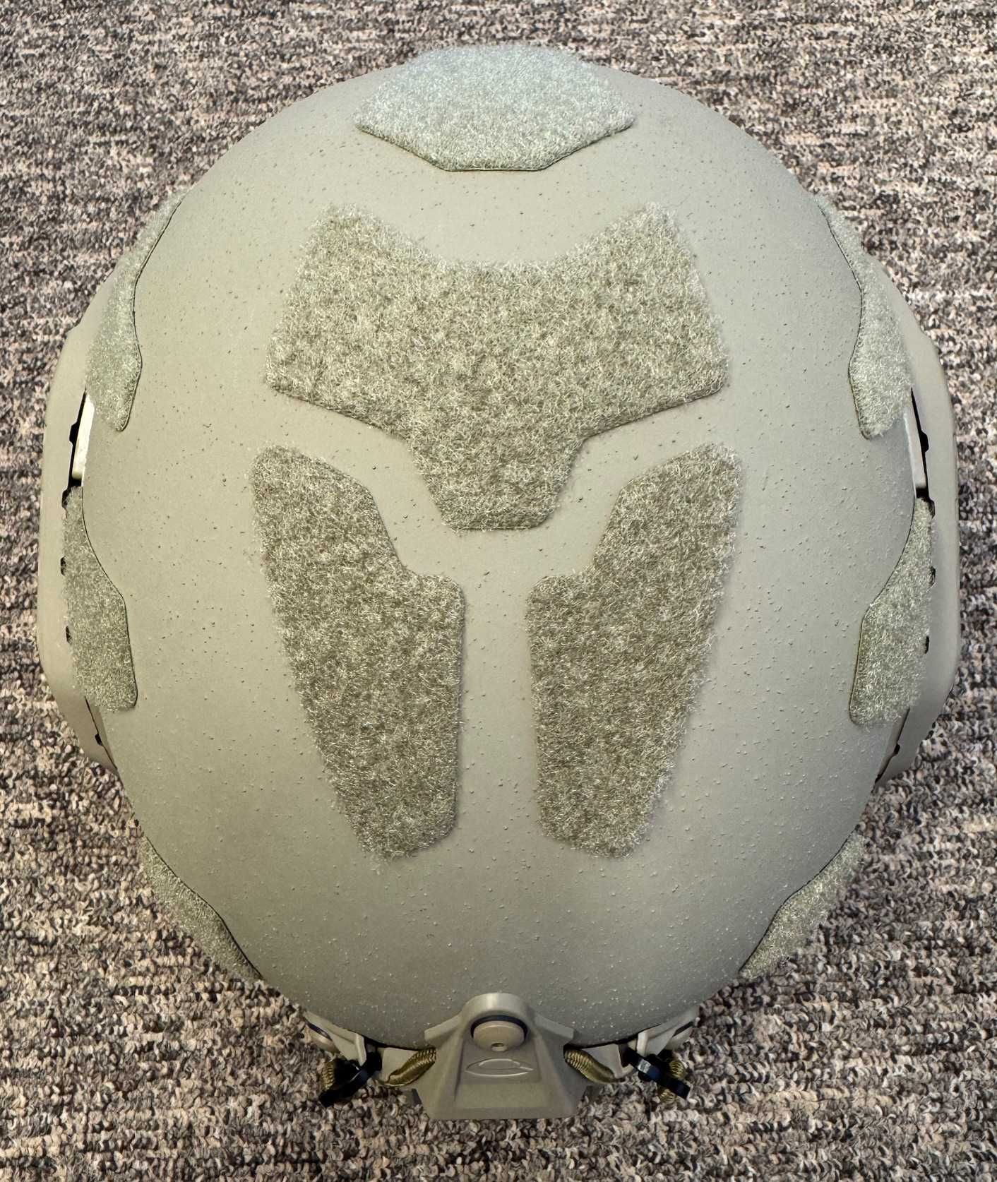 Ops-Core FAST RF1 High Cut Helmet Tan z pokrowcem Ops-Core MultiCam
