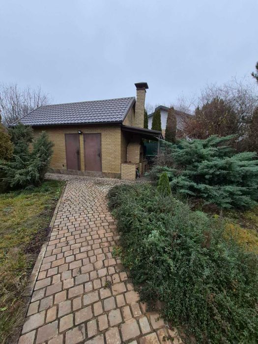 Продам шикарный 2-этажный дом 220кв. м.Большая Даниловка