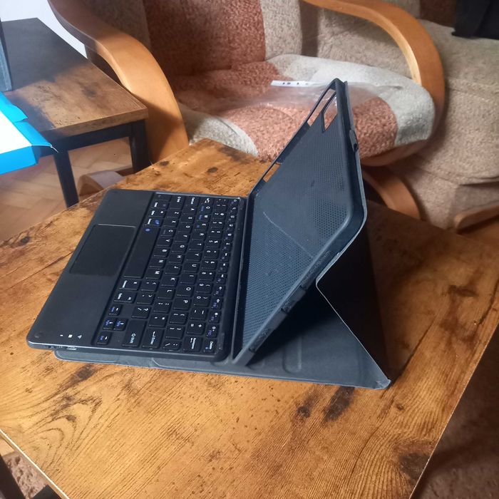 Etui z klawiaturą Bluetooth touchpad pokrowiec do Redmi Pad SE 11"
