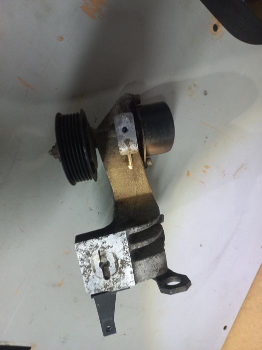 Продам натяжний механізм фольксваген т4 2.5