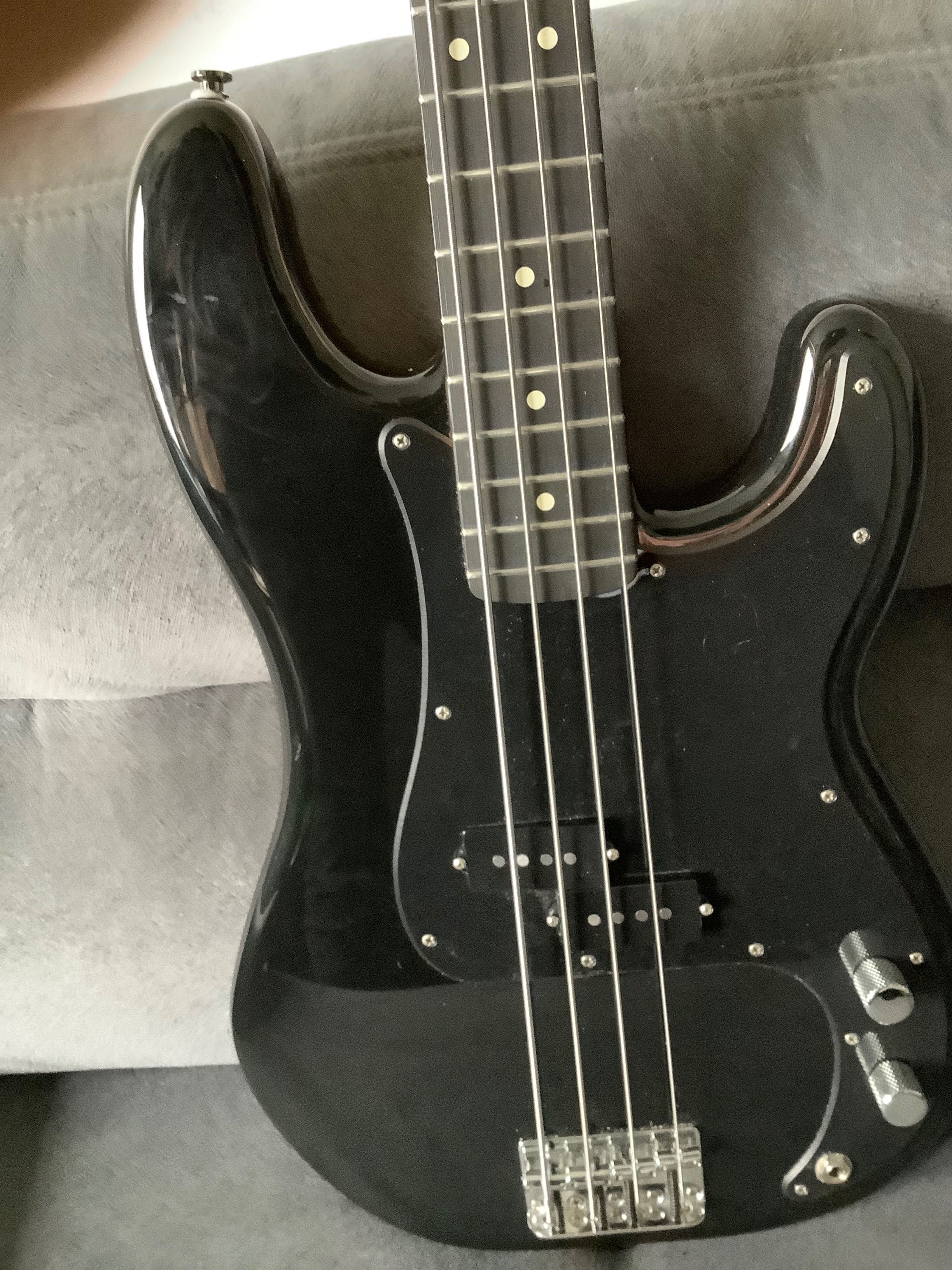 Fender Limited Edition Player Precision Bass