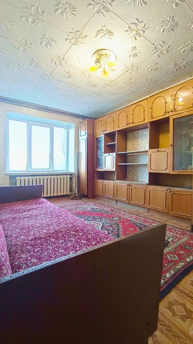 Продам велику кімнату в гарному гуртожитку Хмельницький