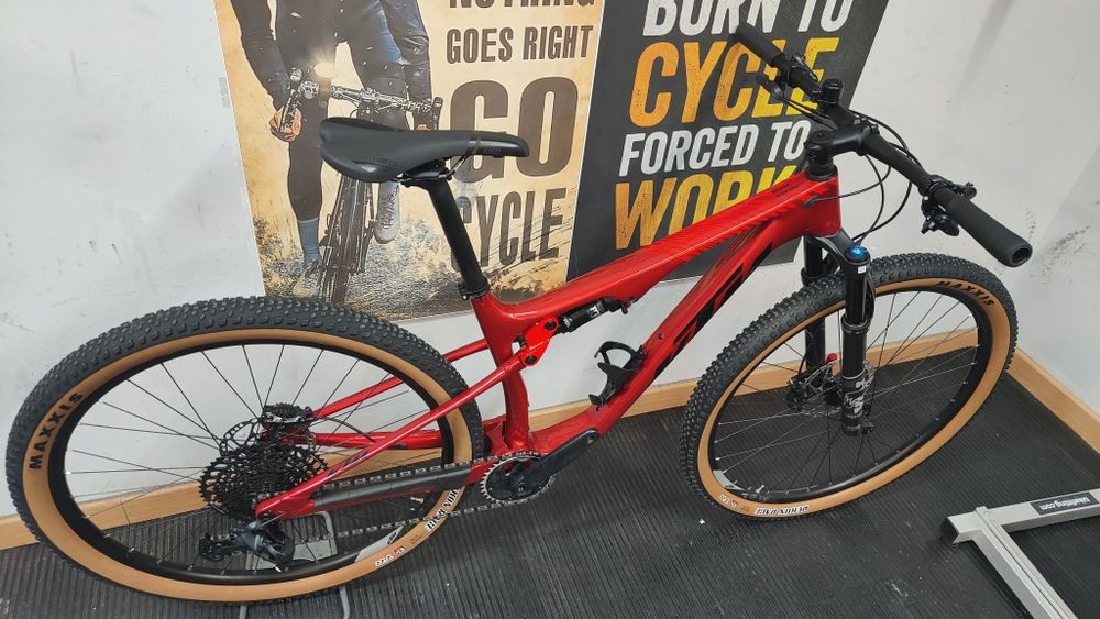 KTM Scarp Elite como nova