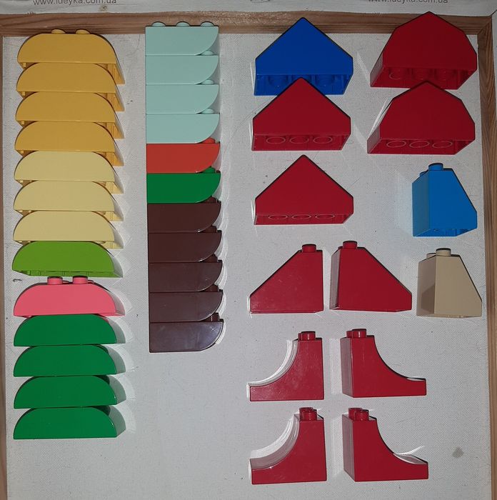 Нові деталі для будівництва Лего Дупло.