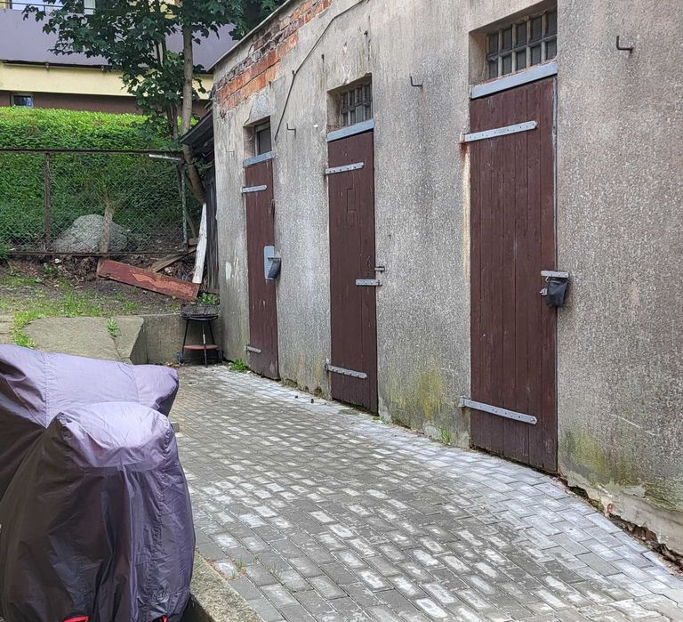 Pomieszczenie gospodarcze,schowek na motocykle,rowery itp.7m2 Kartuzy