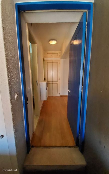 Arrenda-se T2 em Telheiras, Lisboa, a 5 minutos da estação do metro