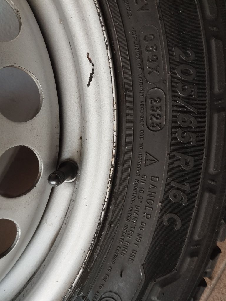 Felgi wzmacniane z oponami VW transporter T5 T6 T6.1
