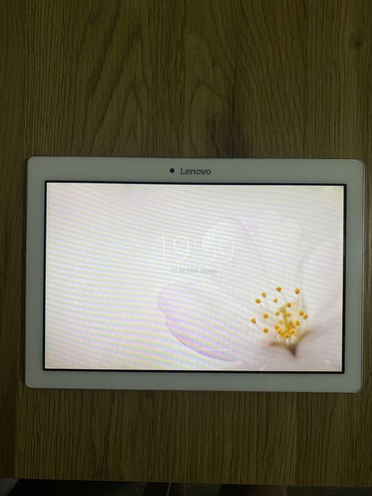Планшет Lenovo tb2-x30f