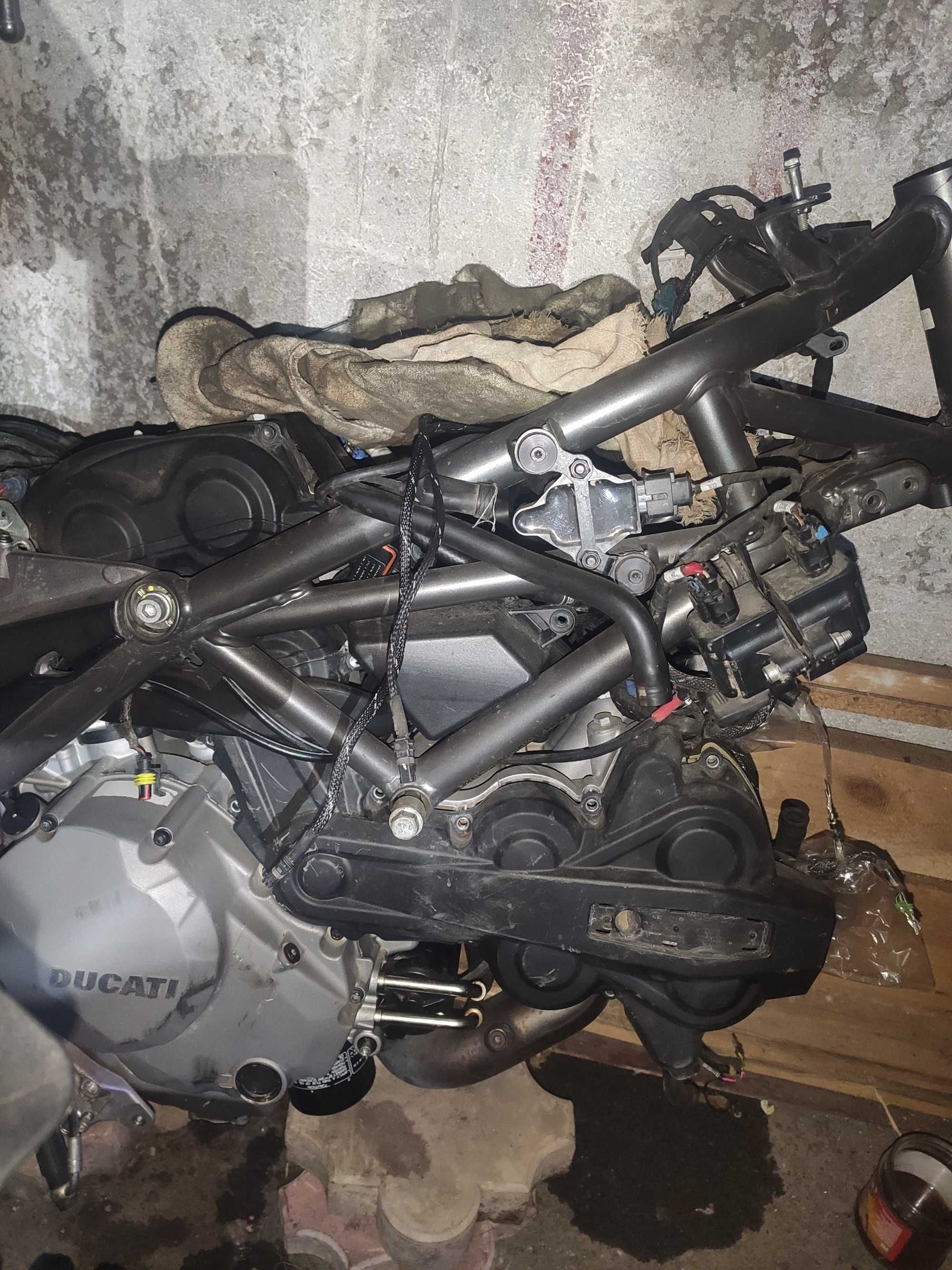Двигатель DVT Ducati Multistrada Enduro 1200 1260