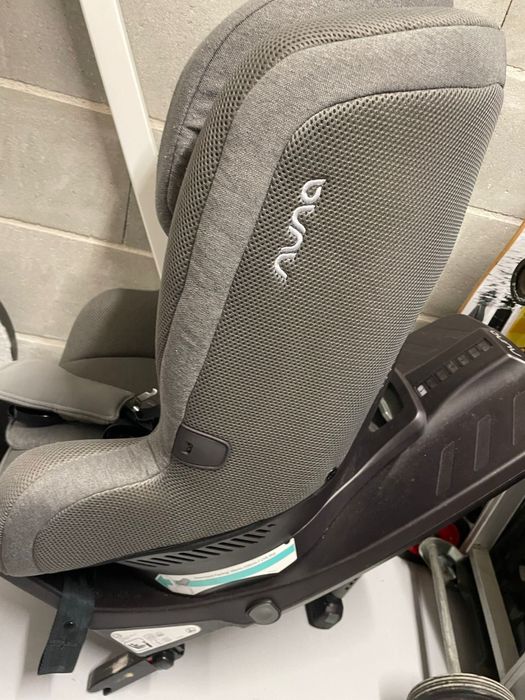 Cadeida rotativa Nuna Norr