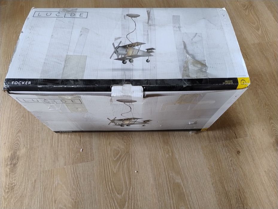 Uszkodzona zbita nowa lampa żyrandol samolot LUCIDE FOCKER