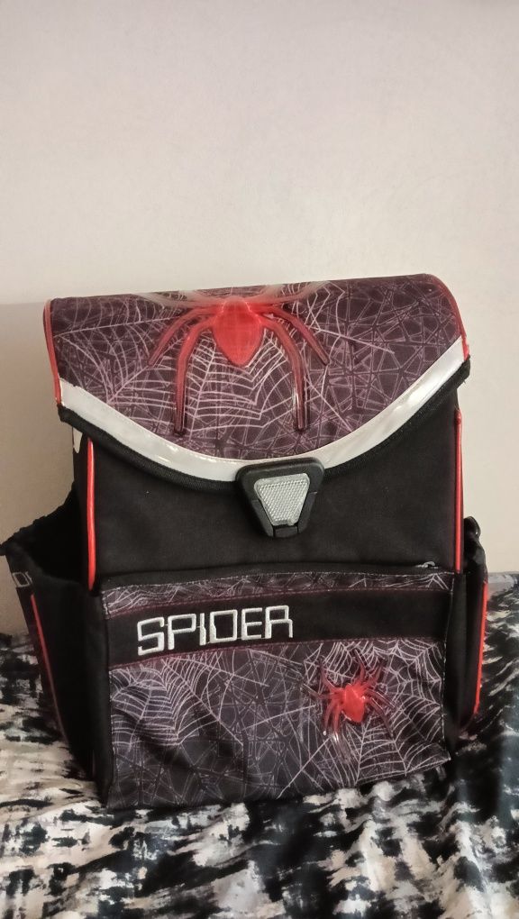 Plecak szkolny z Motywem Spider Man dla chłopca