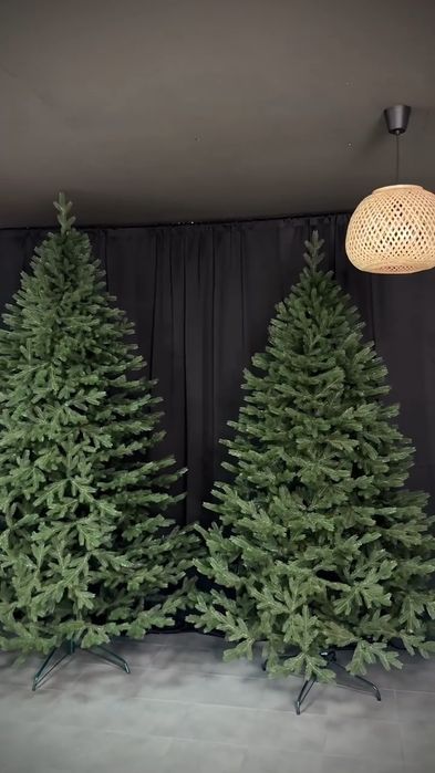 Ялинки штучні литі